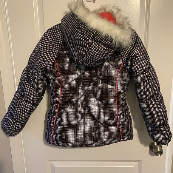 Girls London Fog Puffer Coat - Picture 10 of 13
